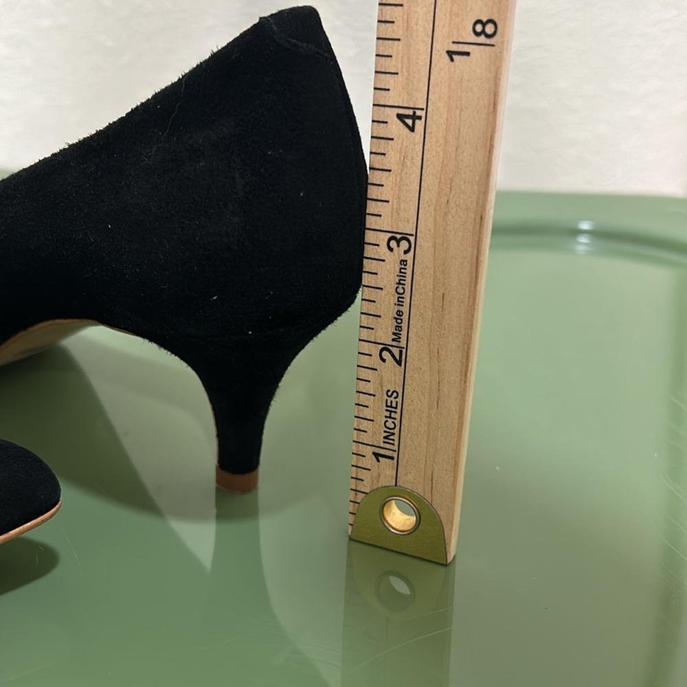 ANTHROPOLOGIE RUFFLE KITTEN 2.5 HEELS  SUEDE BLACK SZ 38 MADE IN SPAIN - Picture 10 of 11